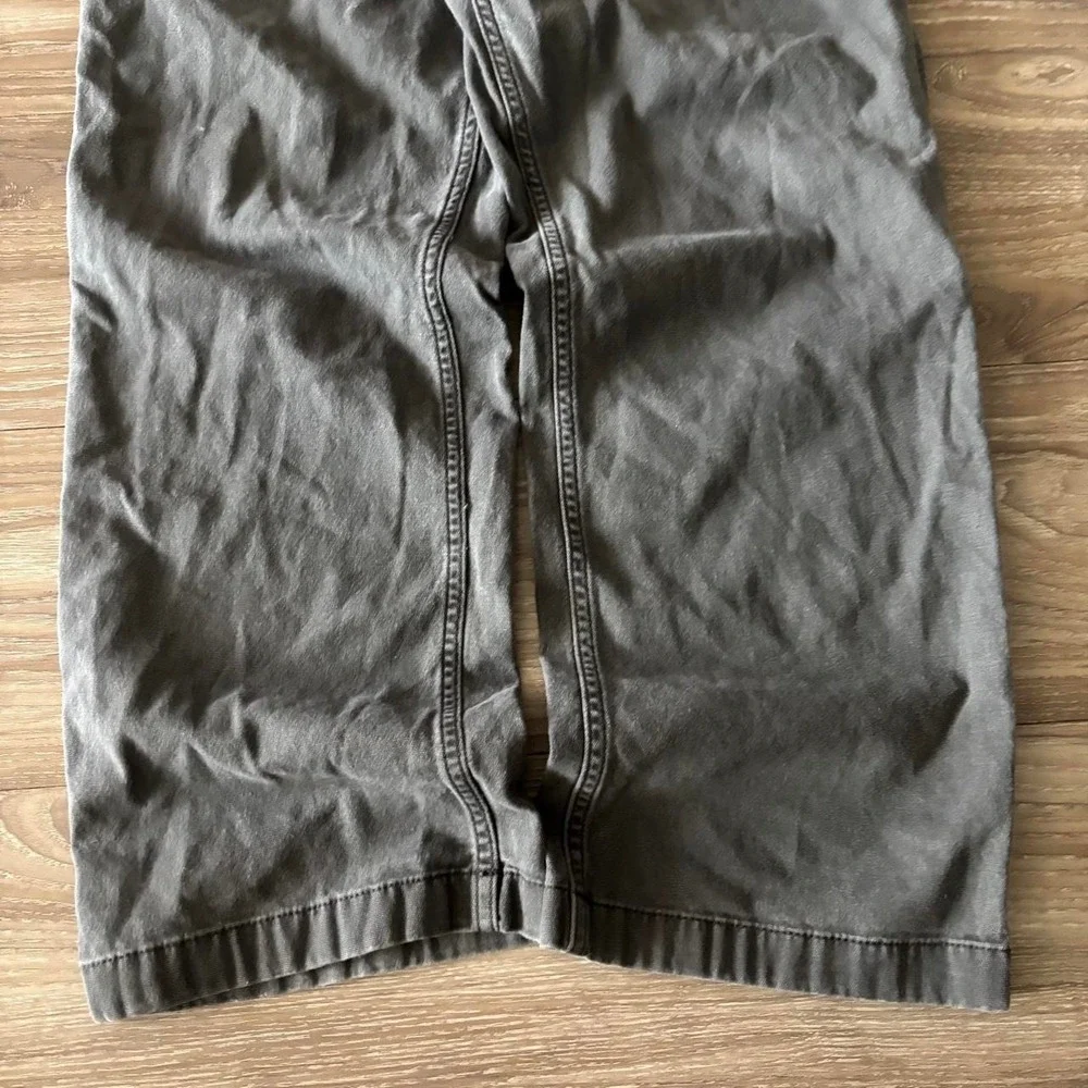 Vintage Y2K/2000s Grey Carhartt Workwear Skater Carpenter Pants! 35x31